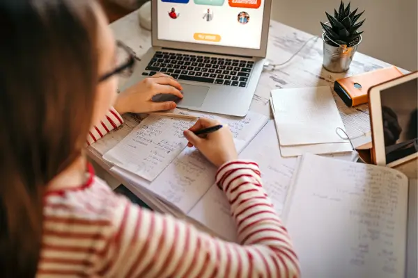 Como estudar para provas de Concursos Públicos: técnicas que realmente funcionam